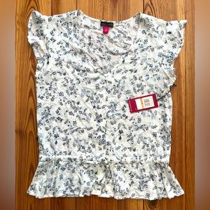 NWT Vince Camuto Floral Spring Blouse Size Small